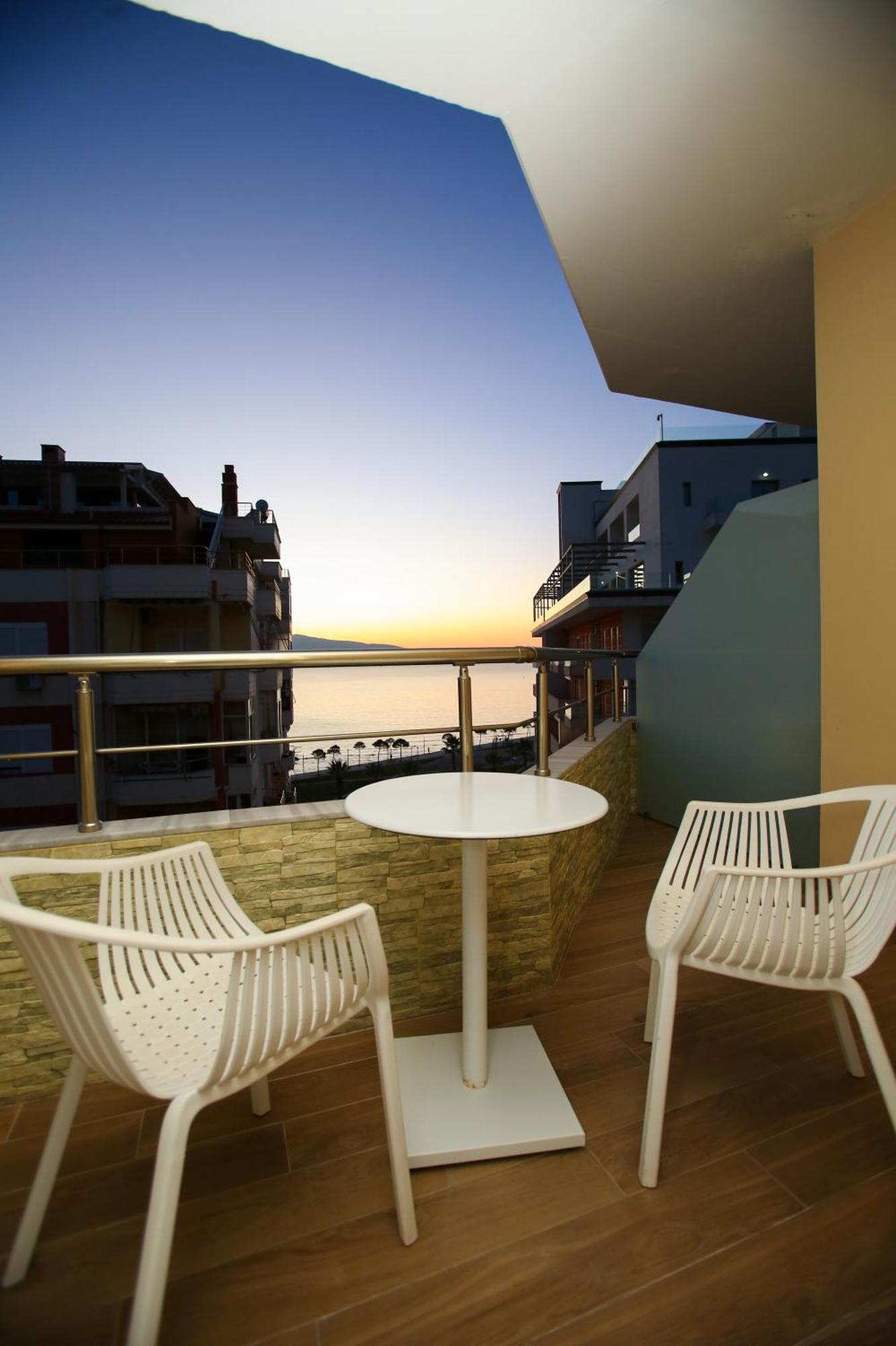 Imperial Visar Rooms Vlorë Eksteriør billede